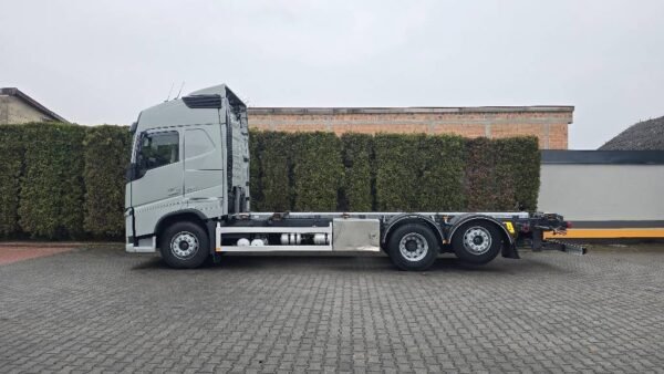 volvo-fh-500-6x2-bdff2361437.jpg 2020 Volvo FH 500 6x2 BDF Trucks — Machinery Depot Pro