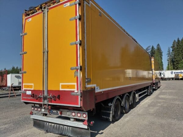 2009 Volvo FH13 6x4 Trucks — Machinery Depot Pro
