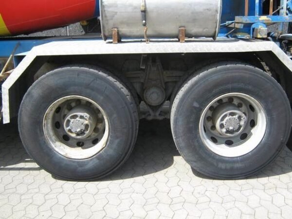 1997 Volvo FL 12 FL 12 Concrete Mixers â€” Machinery Depot Pro