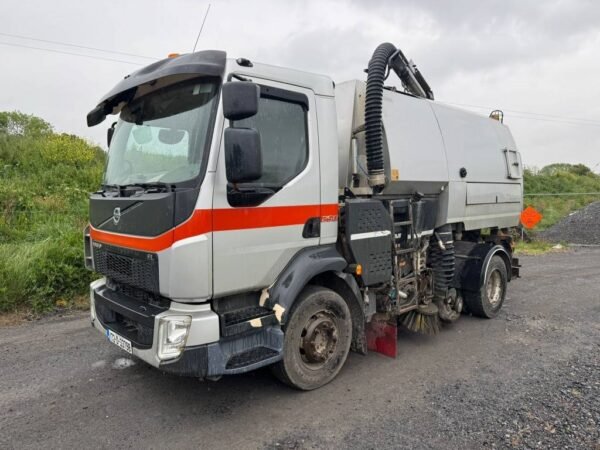2017 Volvo FL 250 Sweeper Trucks — Machinery Depot Pro