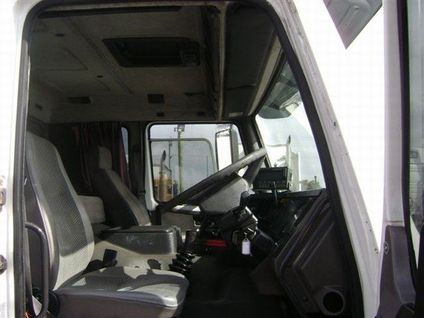 volvo-fl1060561488.jpg 1997 Volvo FL10 Tractortrucksmain — Machinery Depot Pro