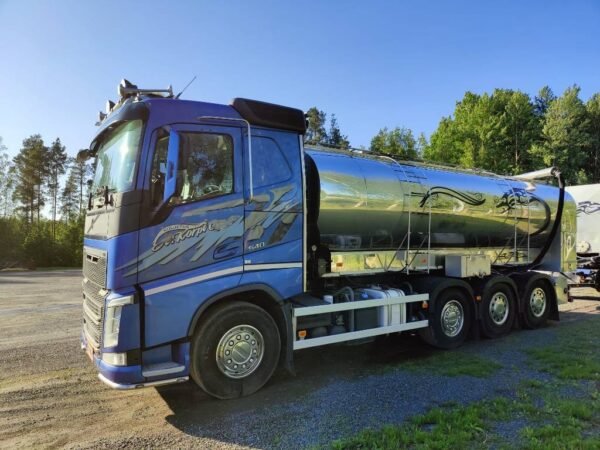 2016 Volvo FM 13 540 Trucks — Machinery Depot Pro