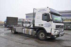 2001 Volvo FM12 380 4X2 Trucks â€” Machinery Depot Pro