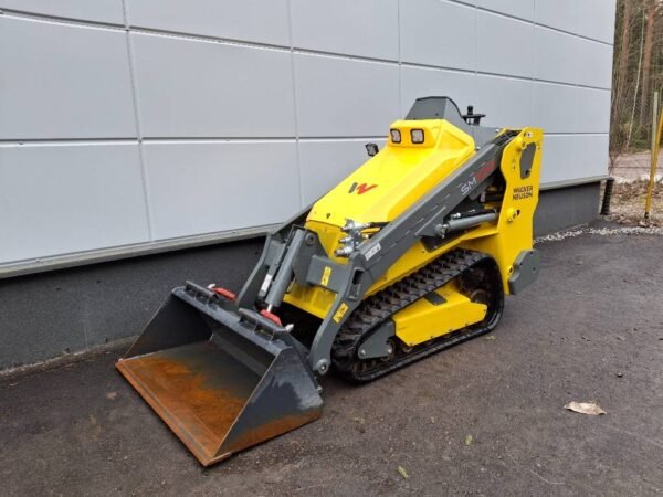 wacker-neuson-sm-100-esittelyk709cf78a.jpg 2024 Wacker Neuson SM 100 Crawler Loaders — Machinery Depot Pro