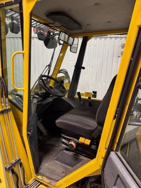 wille-345c62f839a.jpg 2003 Wille 345 Toolcarriers — Machinery Depot Pro